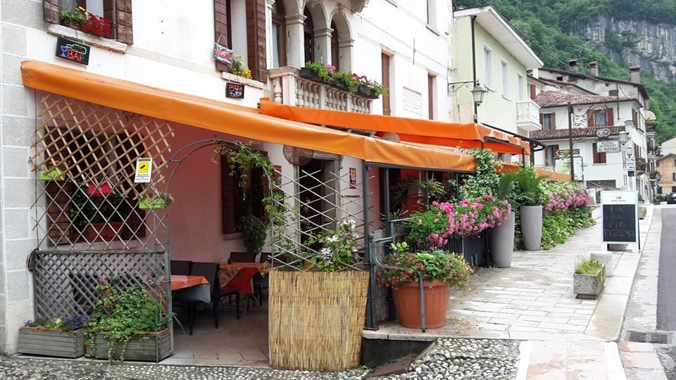 Ristorante Pizzeria Al Mondo Valstagna Exterior foto